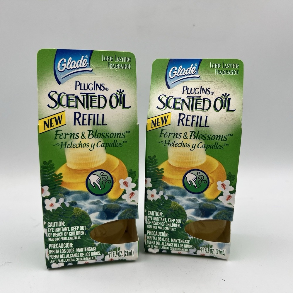 New Vintage Glade Ferns & Blossoms Plugins Scented Oil Refill Lot of 2 2006
